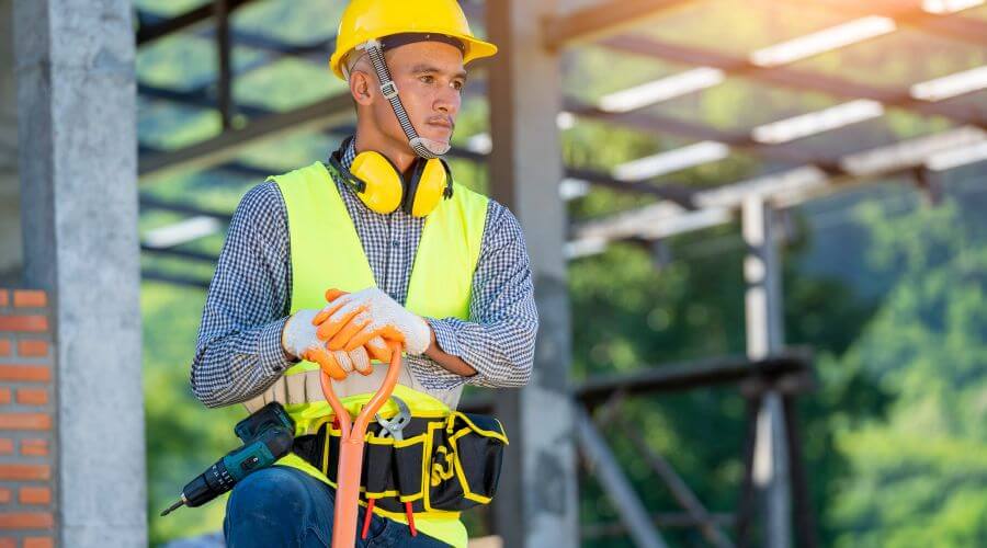 Professional gutter cleaning in Gualala, CA